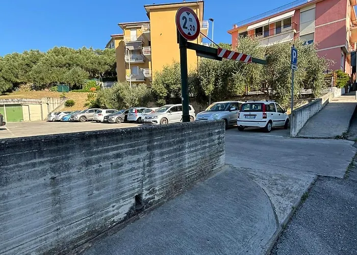 Ca De La Mia, Chiavari